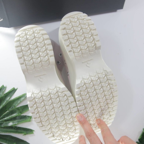 Converse High Top Lugged 2.0 Platform a02424c White Pink Women's Sneakers - Picture 7 of 7